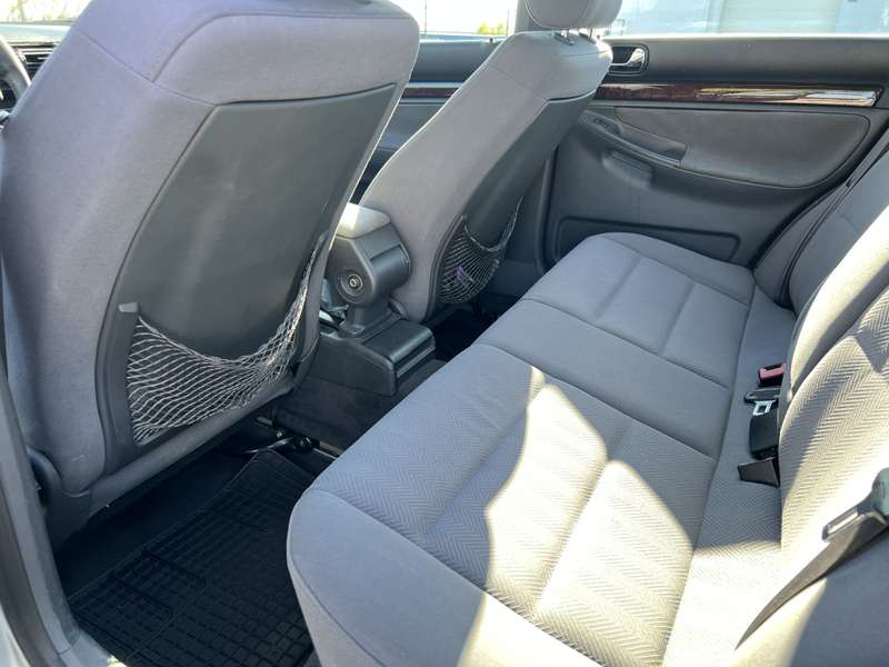 Audi A4 1.9 TDI image