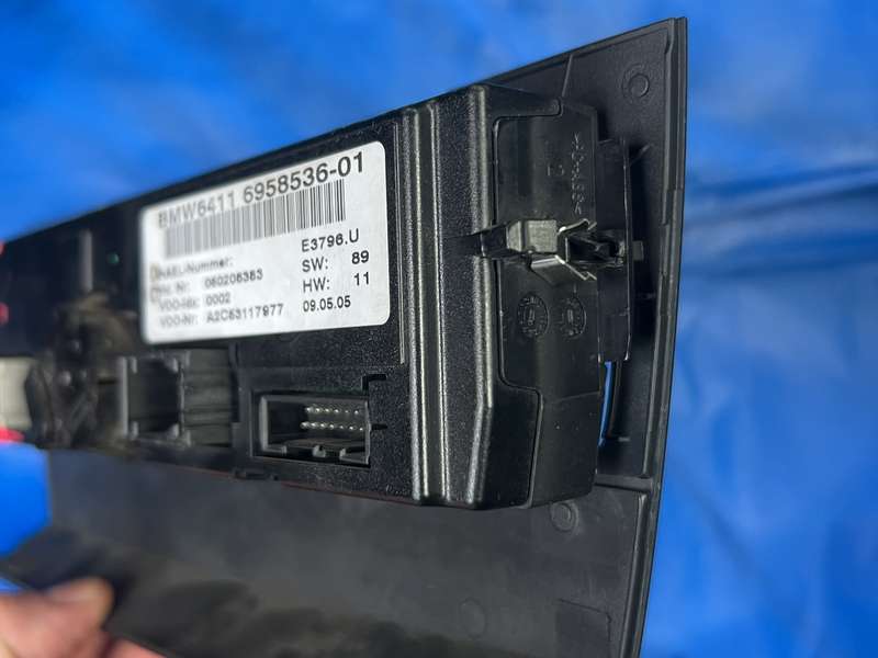 Климатроник | Панел за BMW e90/91/92/93 image