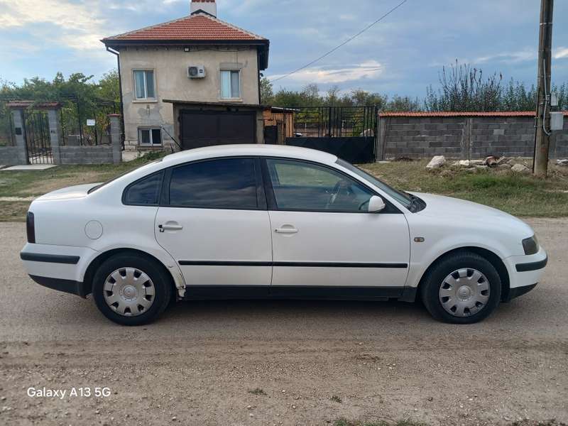 Фолцваген Пасат б5 1.9тди 110коня НА ЧАСТИ image