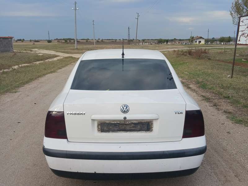 Фолцваген Пасат б5 1.9тди 110коня НА ЧАСТИ image