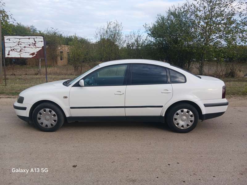 Фолцваген Пасат б5 1.9тди 110коня НА ЧАСТИ image