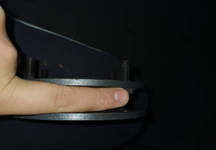 Продавам дистанционни втулки за тоарег 2002г-2007г image