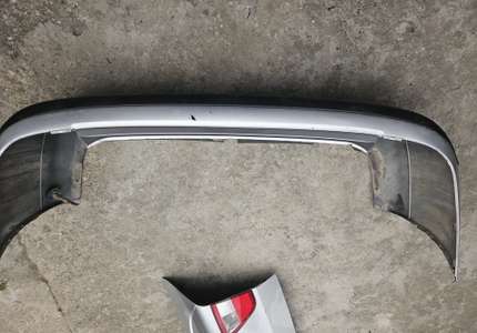 Продавам задна броня за сета кордоба image