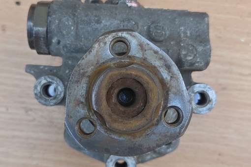 Хидравлична помпа за VW Golf 4 image